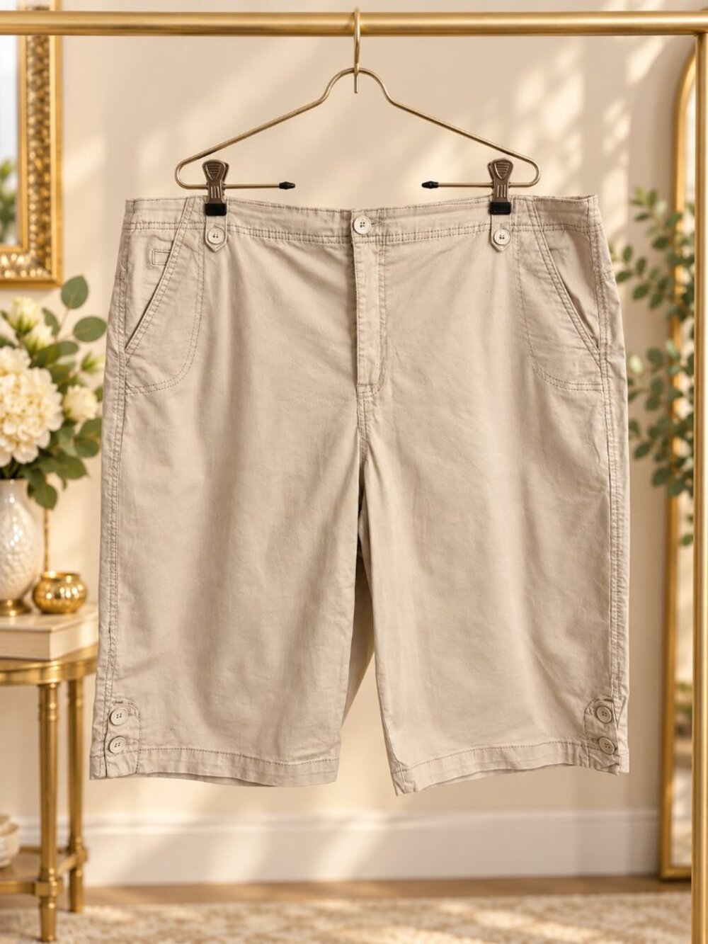 Gloria Vanderbilt Tracie Khaki Bermuda Walking Shorts 24W Cotton Stretch